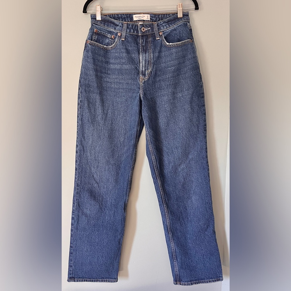 Abercrombie Curve Love High Rise Vintage Straight Mid Wash Jean Size 4/27 long - Picture 7 of 11